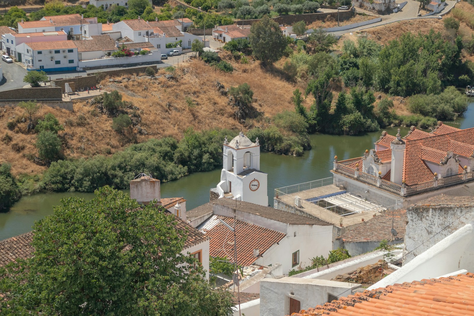 Rural quinta guesthouse in the Algarve hills